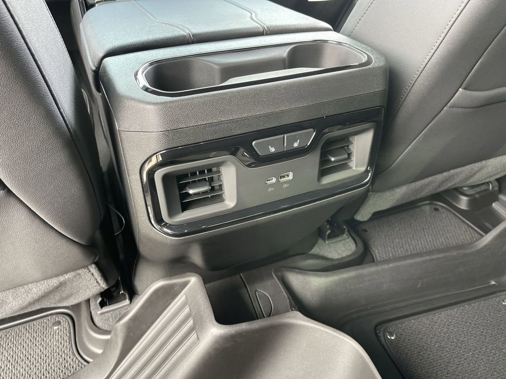 Used 2025 GMC Sierra 1500 AT4 image 22