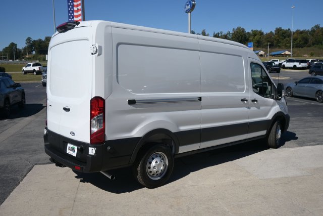 New 2027 Ford Transit 250 148 Medium Roof RWD image 7