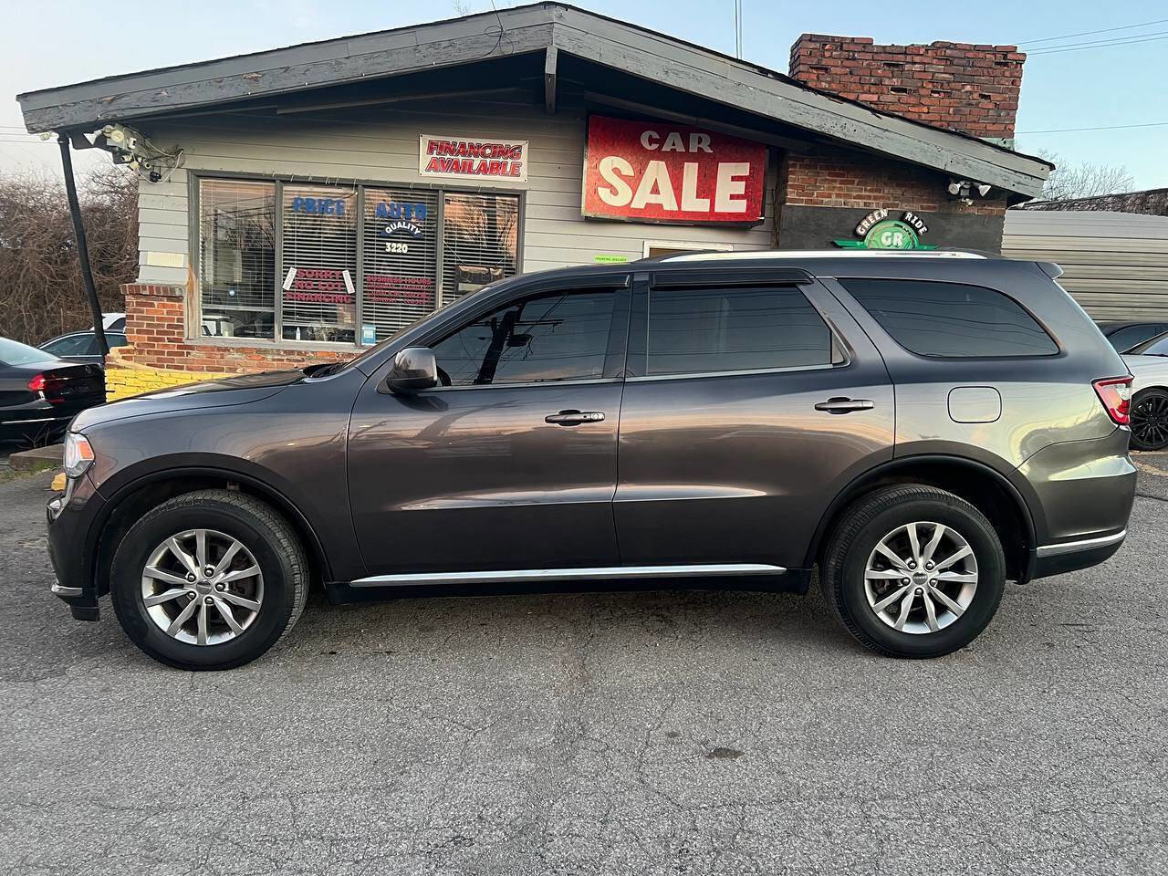 Used 2017 Dodge Durango SXT w/ Quick Order Package 23B image 2