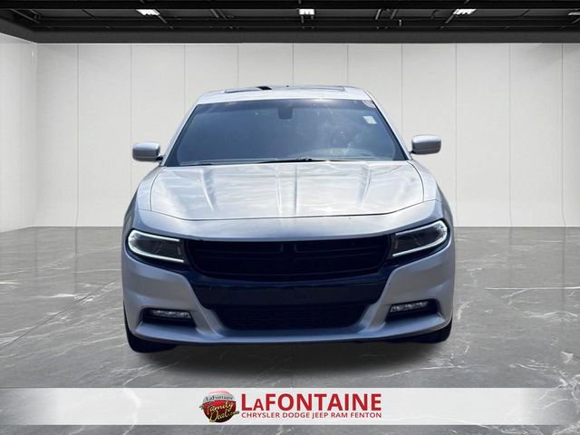 Used 2022 Dodge Charger SXT w/ Cold Weather Package image 8