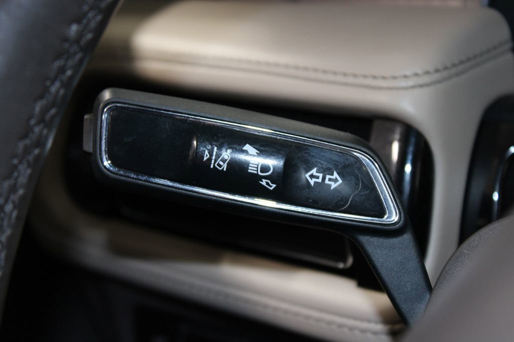 Used 2023 Lincoln Nautilus Reserve w/ Equipment Group 201A image 38