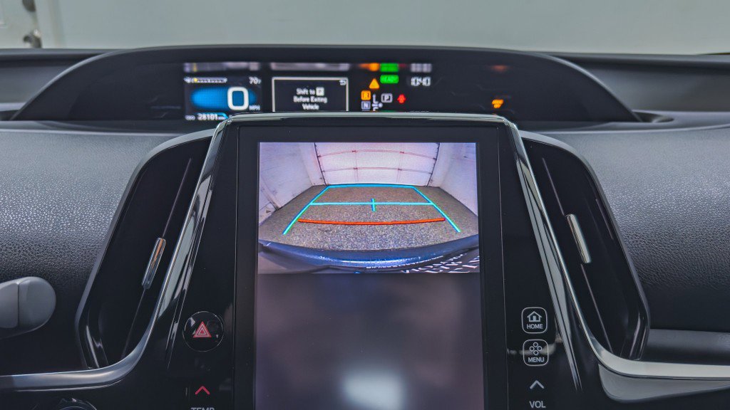 Used 2017 Toyota Prius Prime Premium image 35