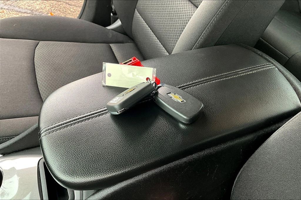 Used 2024 Chevrolet Malibu LT image 34