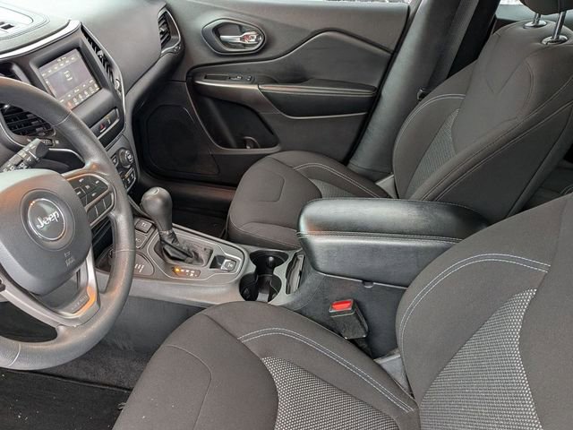 Used 2021 Jeep Cherokee Latitude image 12