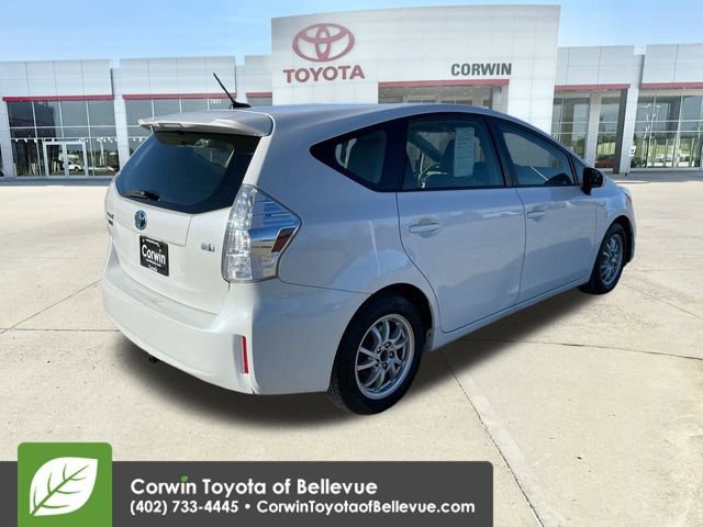 Used 2013 Toyota Prius V image 8