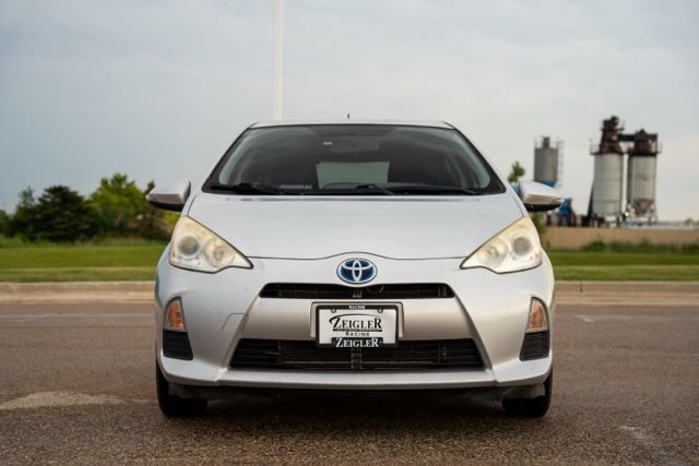 Used 2012 Toyota Prius C Three FWD image 2