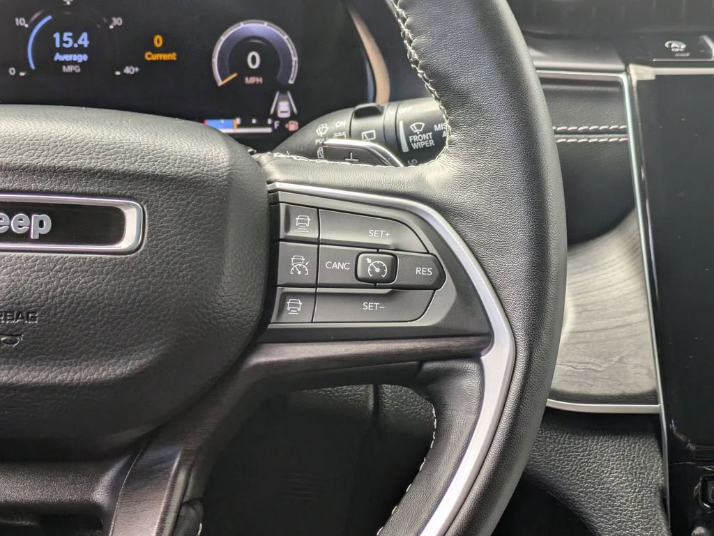 Used 2022 Jeep Grand Cherokee L Limited image 14