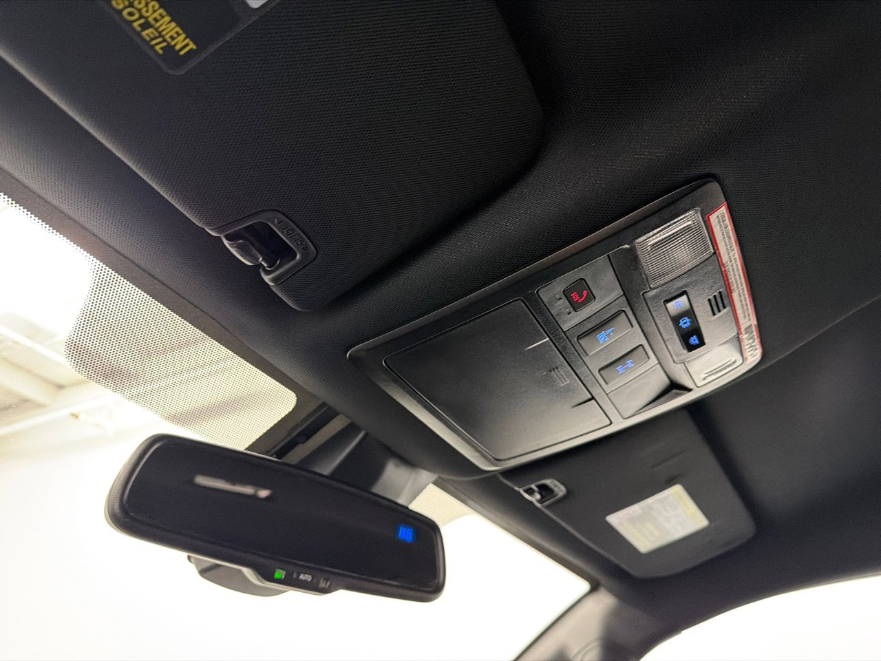 Used 2022 Toyota Tacoma TRD Off-Road image 30