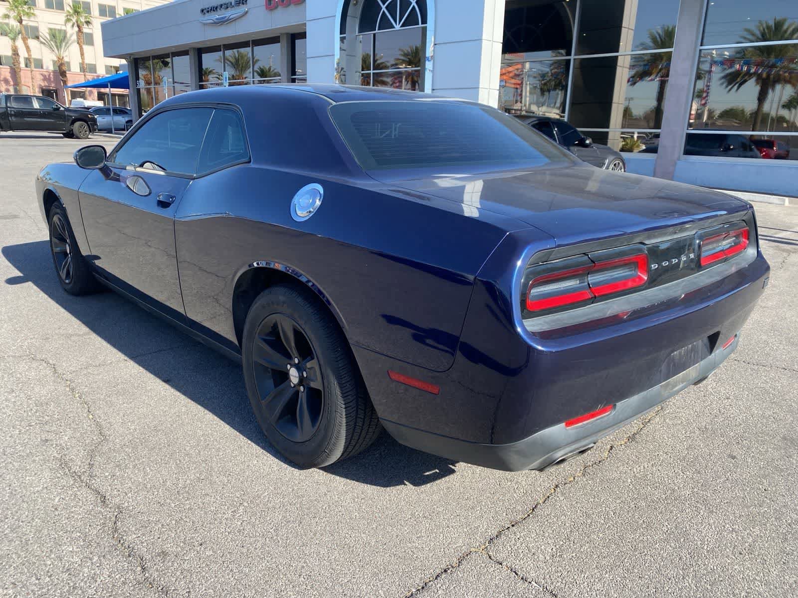 Used 2017 Dodge Challenger SXT RWD image 4