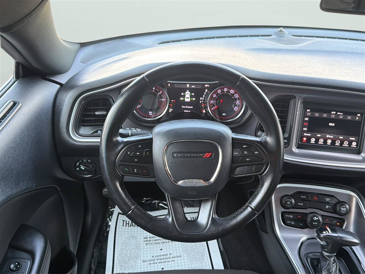 Used 2022 Dodge Challenger SXT RWD image 18