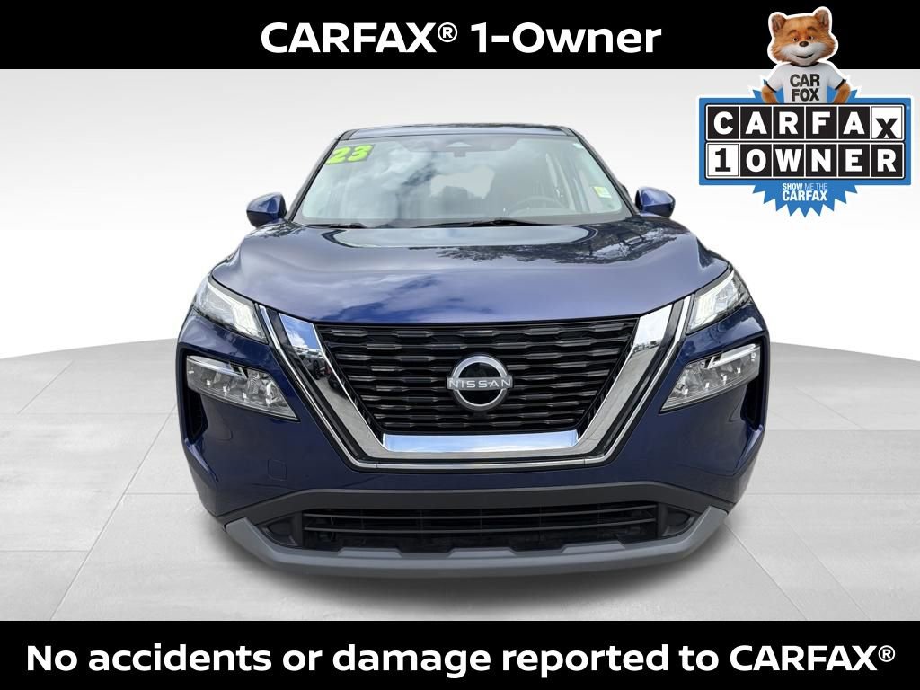 Certified 2023 Nissan Rogue SV FWD image 2