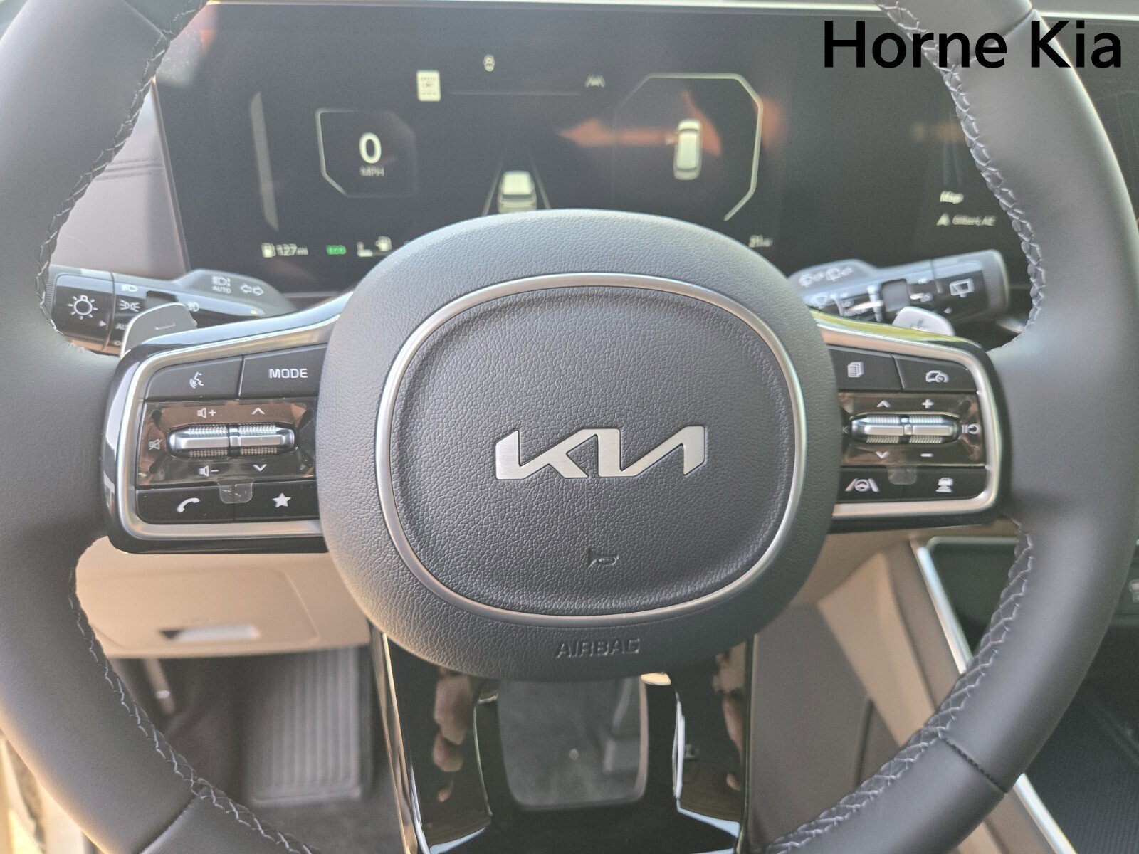 New 2026 Kia Carnival SX image 24