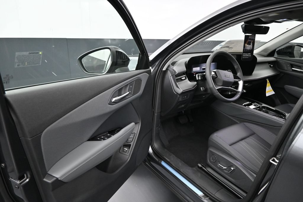 New 2026 Audi Q3 quattro 2.0T AWD/4WD image 5