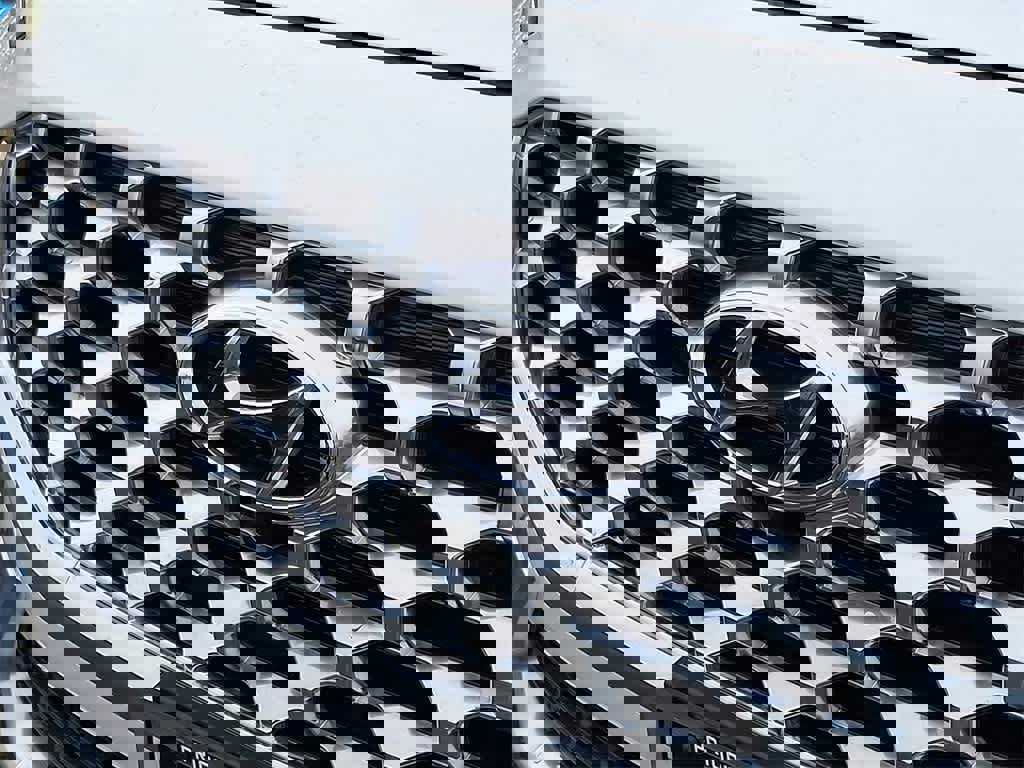 Used 2023 Hyundai Santa Fe SEL Premium image 31