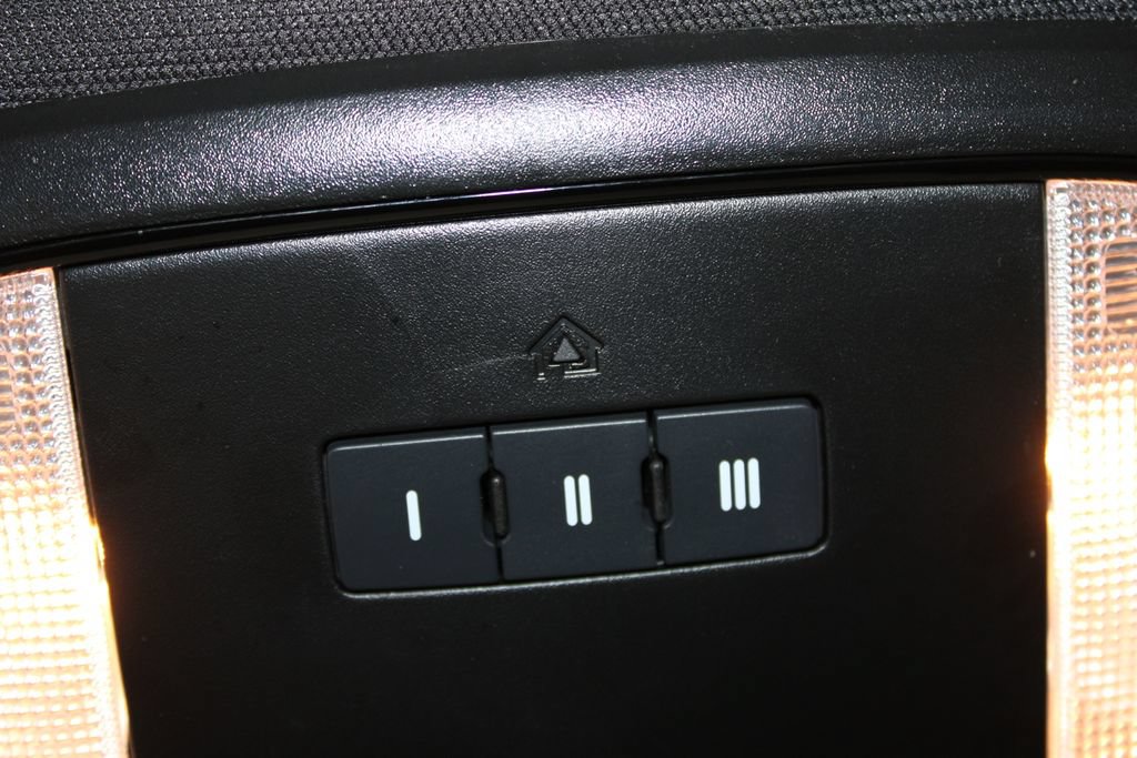 Used 2025 Dodge Durango GT AWD/4WD image 51