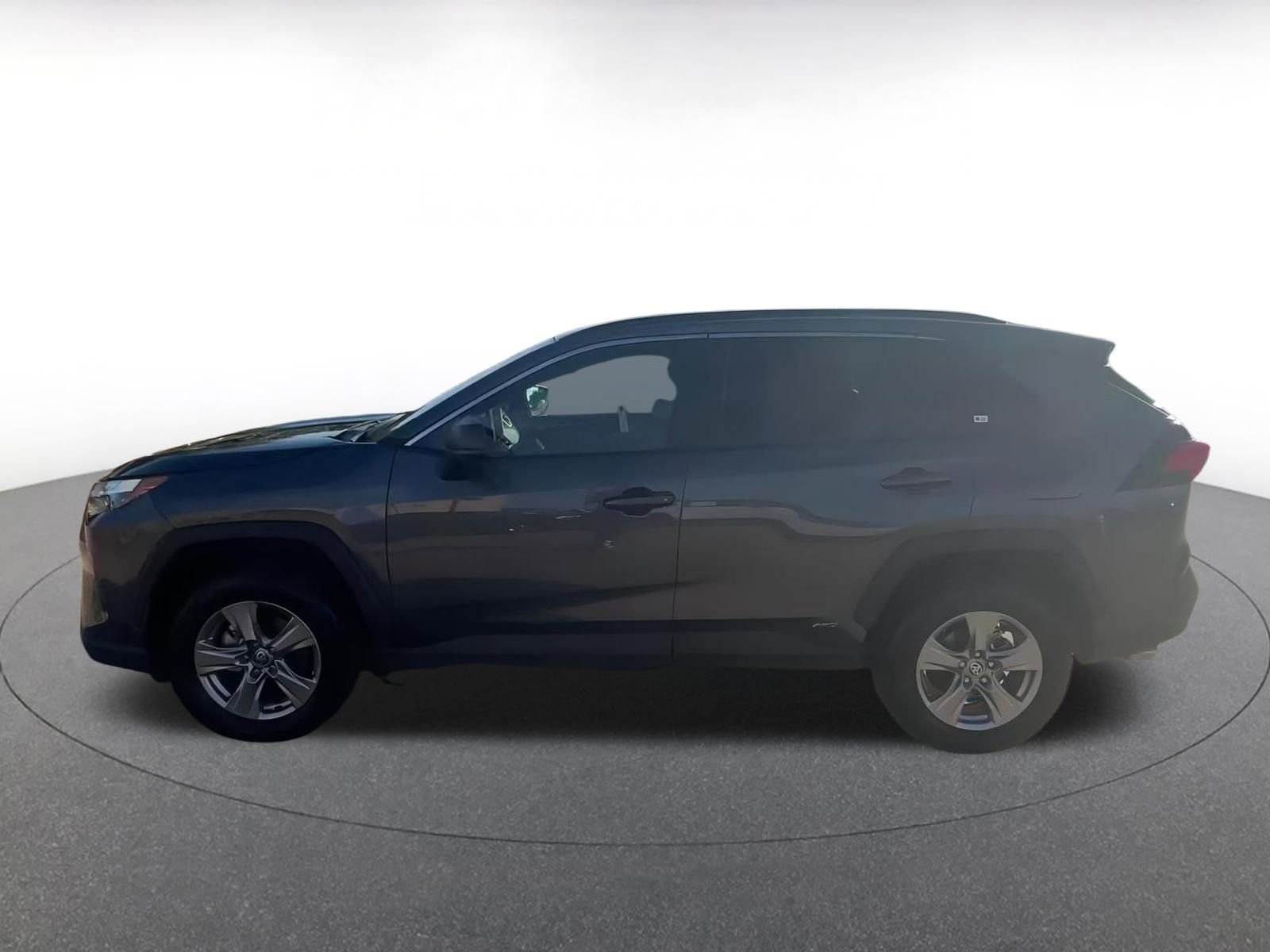 Used 2025 Toyota RAV4 LE image 8