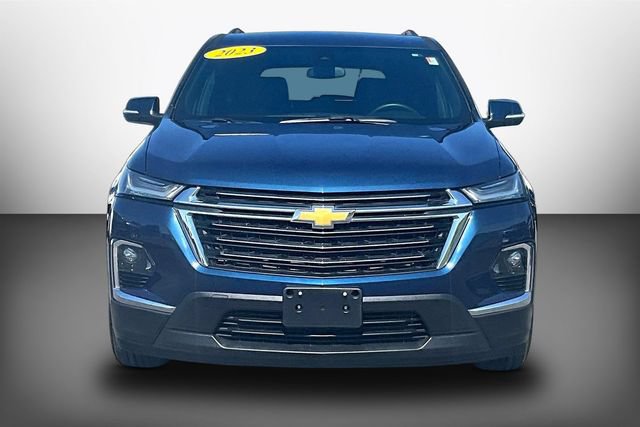Used 2023 Chevrolet Traverse LT AWD/4WD image 3