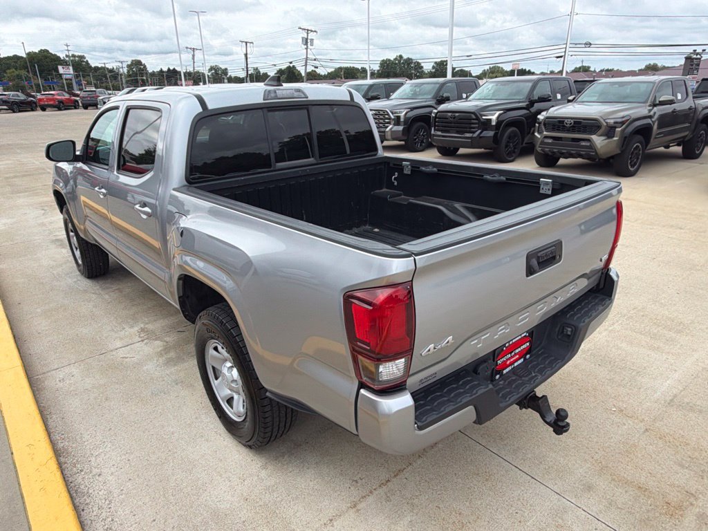 Used 2021 Toyota Tacoma SR AWD/4WD image 7
