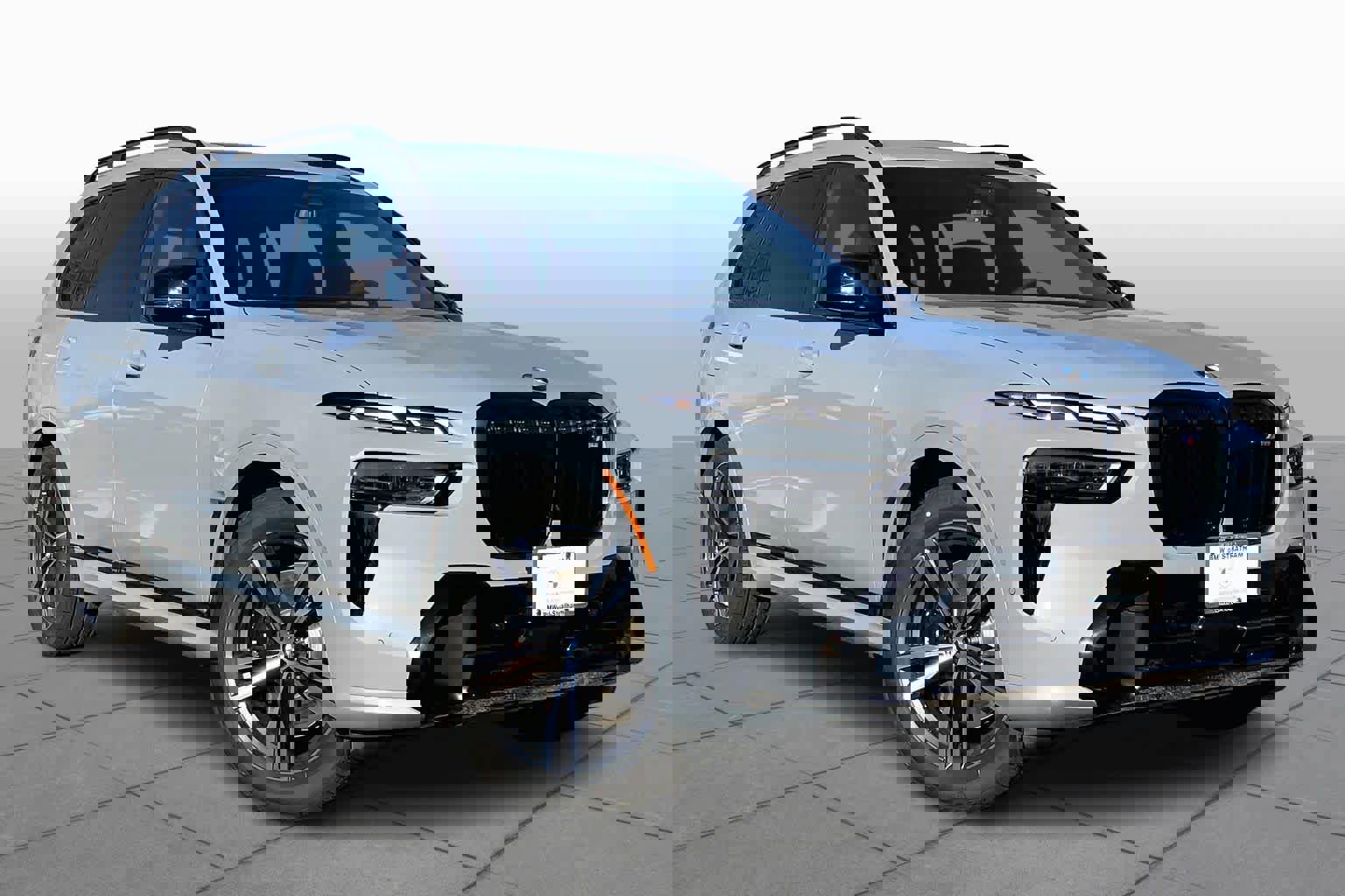 New 2026 BMW X7 M60i image 2