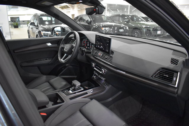 Used 2023 Audi Q5 2.0T Premium Plus w/ Premium Plus Package AWD/4WD image 24