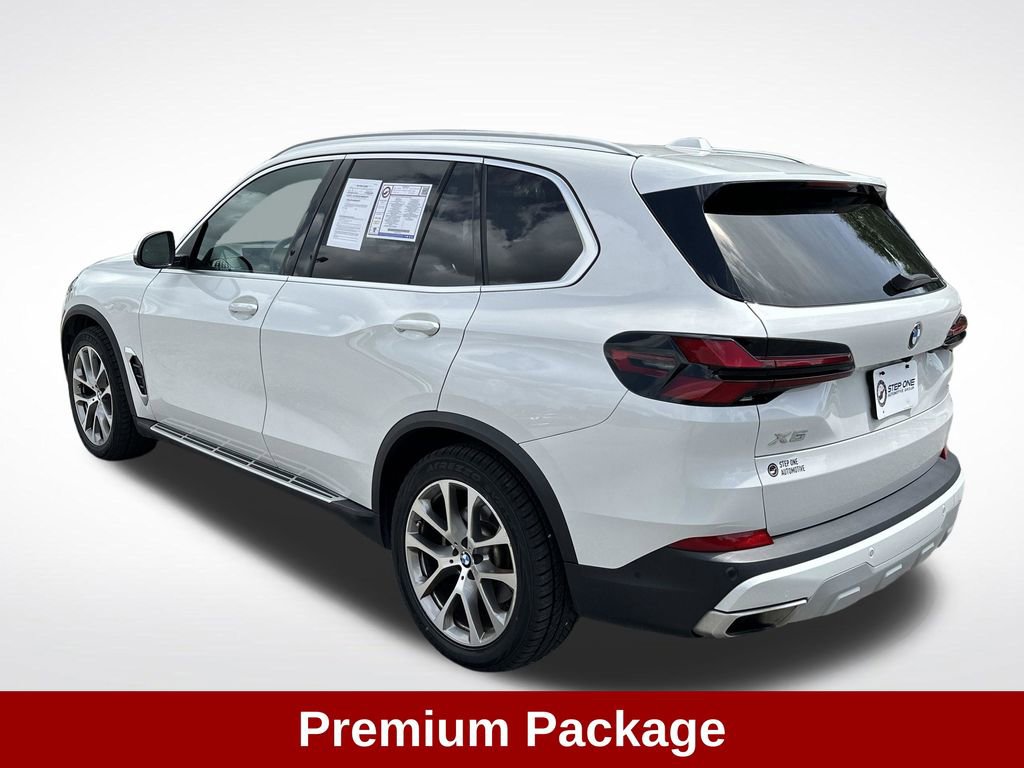 Used 2024 BMW X5 xDrive40i AWD/4WD image 5