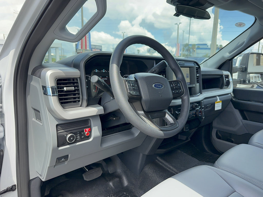 New 2026 Ford F550 4x4 Supercab Super Duty image 20