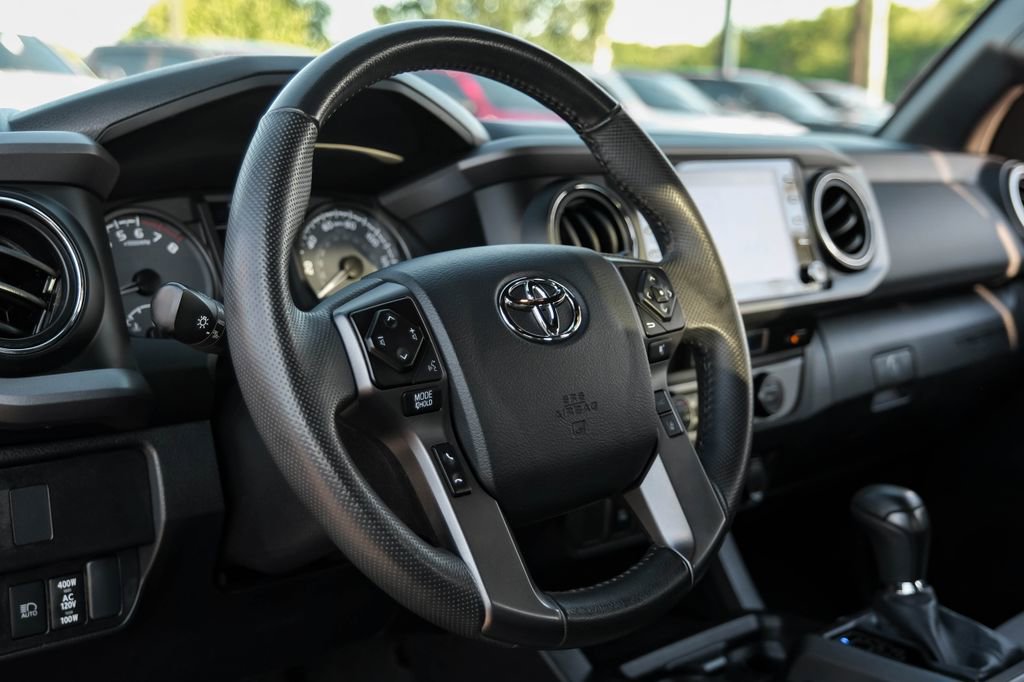 Used 2023 Toyota Tacoma TRD Off-Road image 13