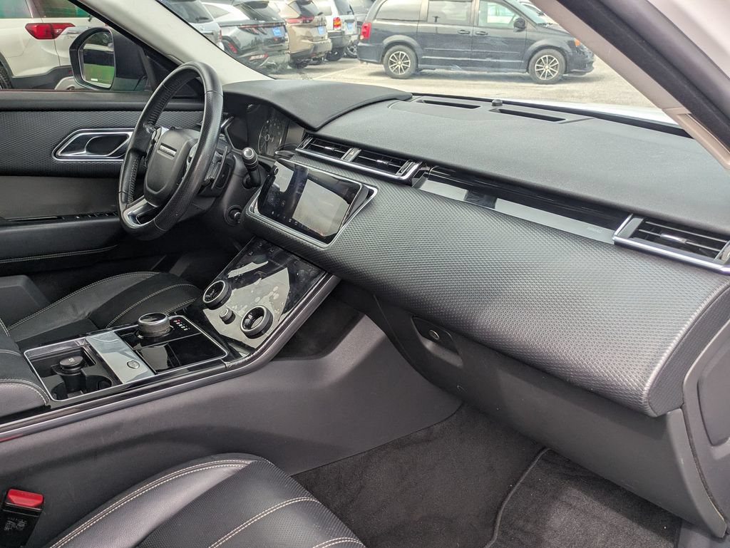 Used 2018 Land Rover Range Rover Velar S AWD/4WD image 25