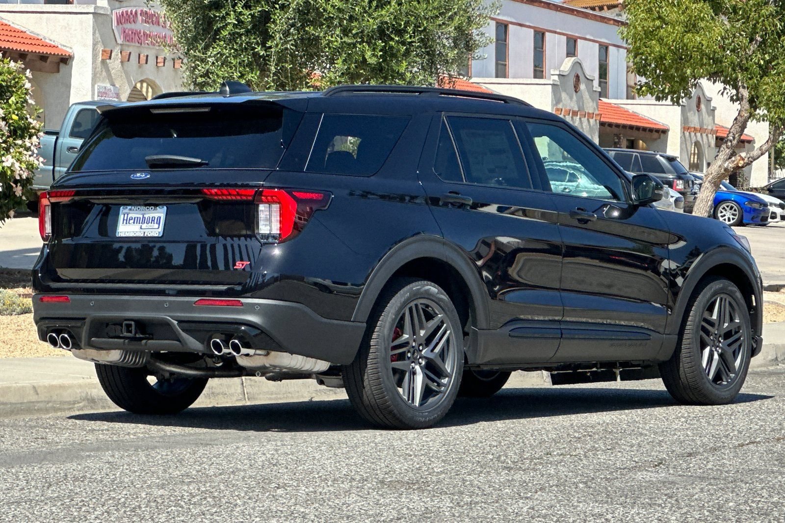 New 2026 Ford Explorer ST w/ Sun And Sound Package AWD/4WD image 4