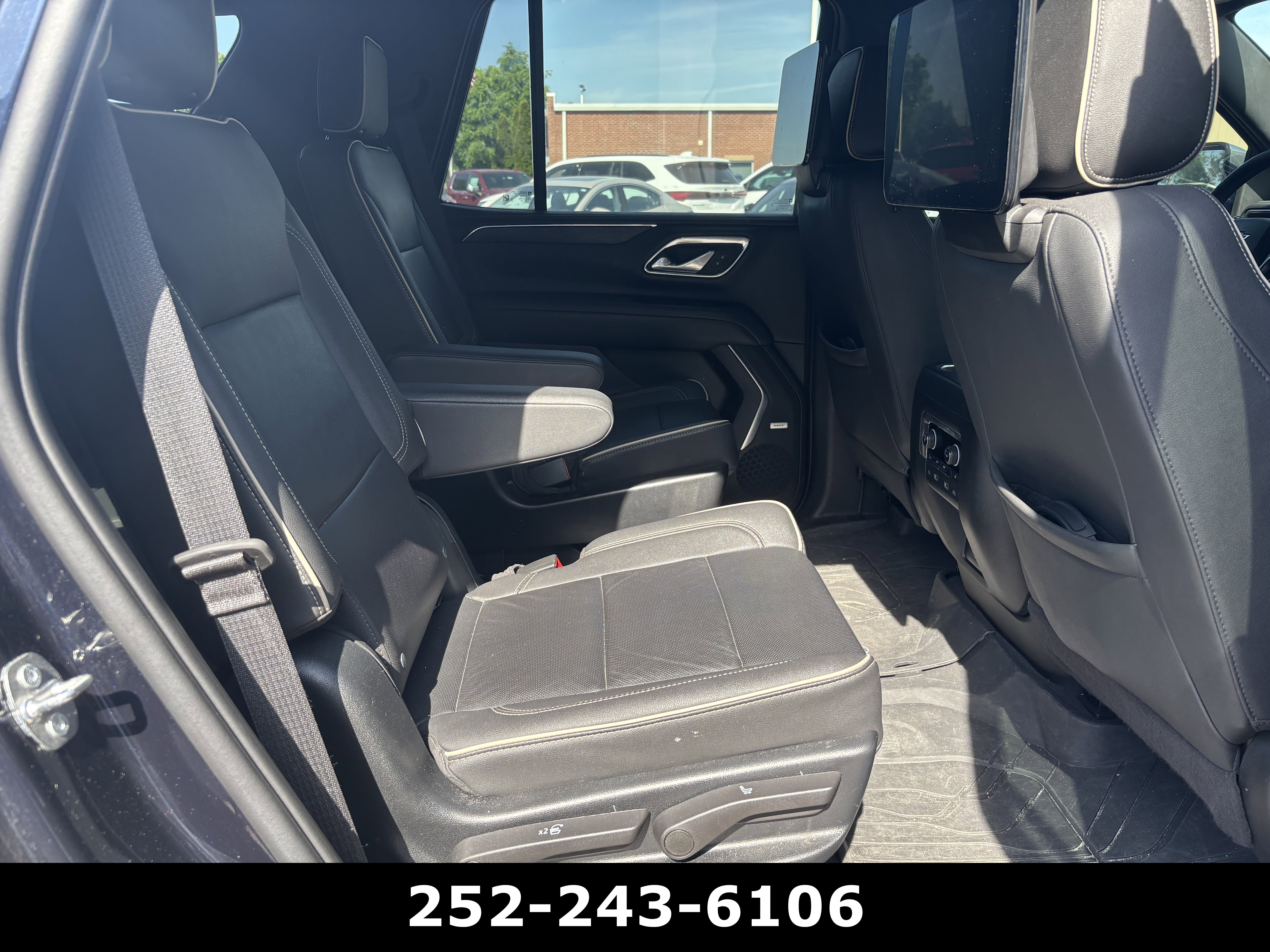 Used 2023 Chevrolet Tahoe Premier w/ Premium Package 2 RWD image 10