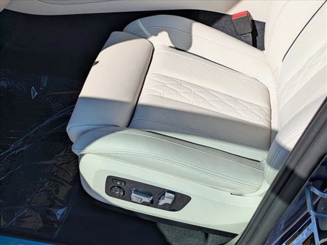 New 2026 BMW ALPINA XB7 image 4