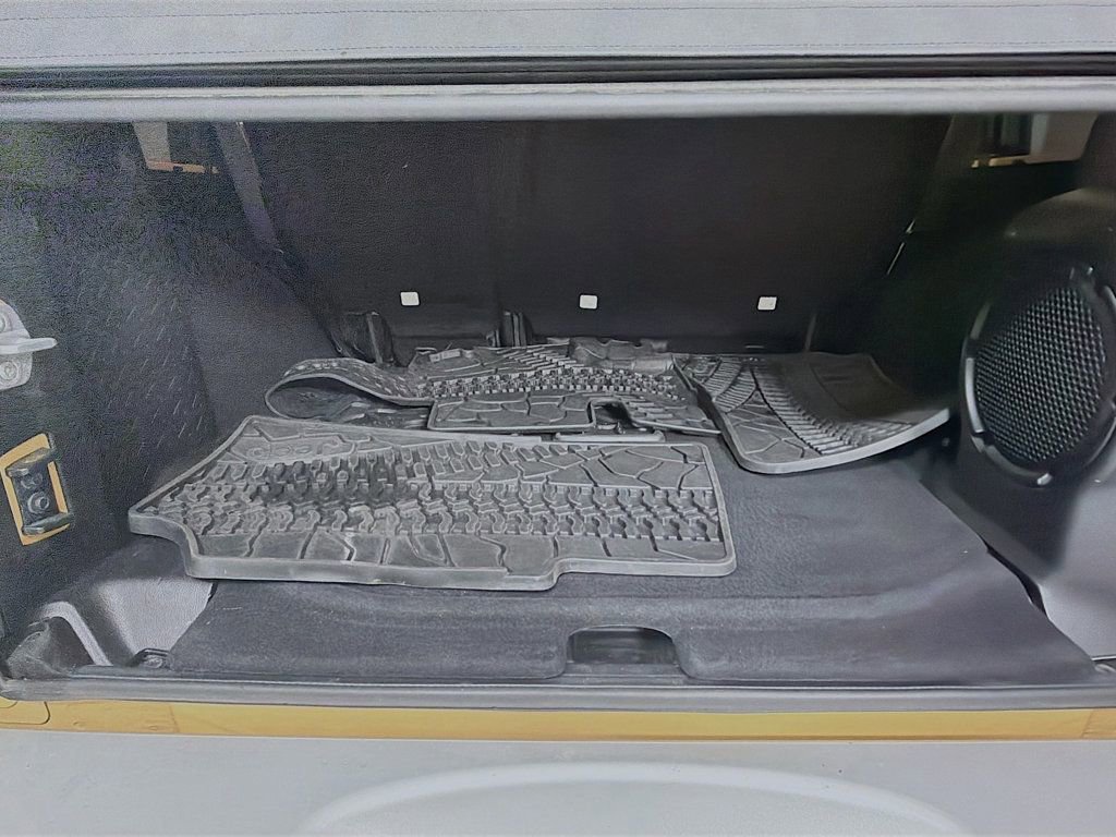 Used 2013 Jeep Wrangler Unlimited Sahara w/ Connectivity Group image 25