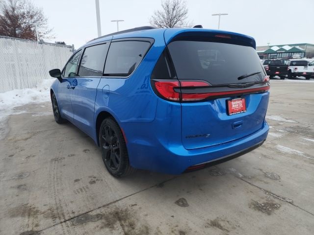 New 2026 Chrysler Pacifica Select w/ S Appearance Package image 22