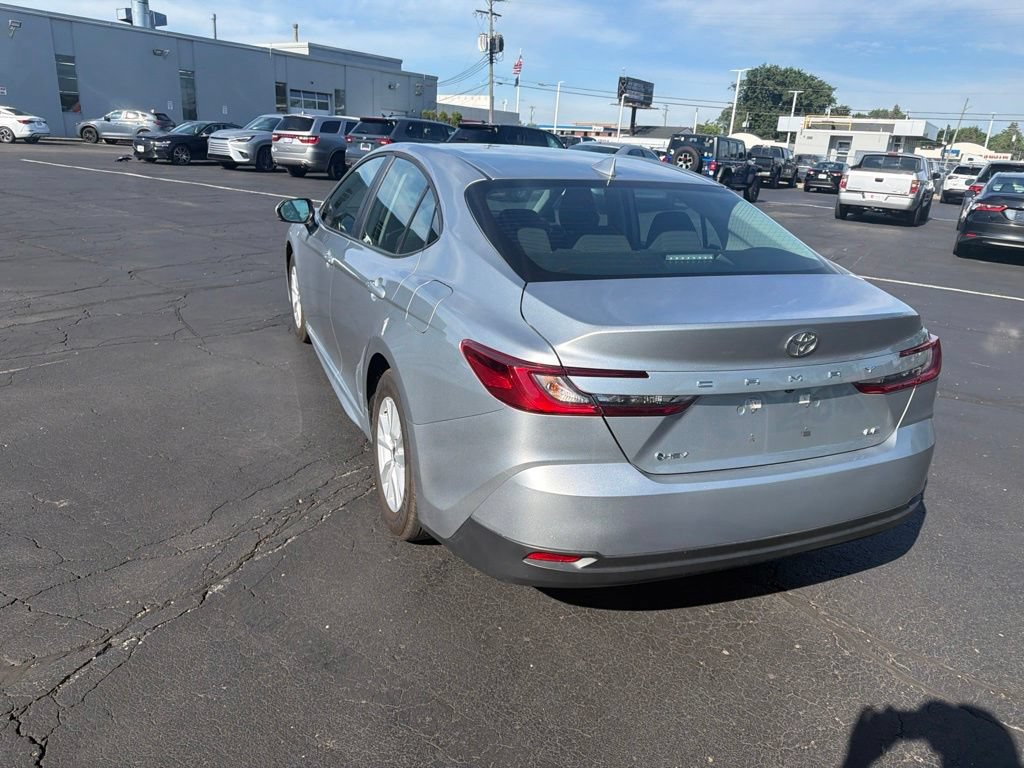 Used 2026 Toyota Camry LE FWD image 8