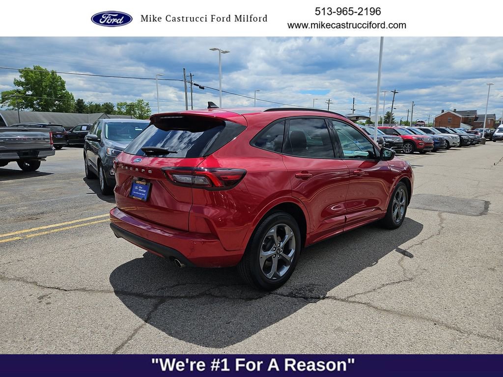 Certified 2023 Ford Escape ST-Line w/ Tech Pack #1 FWD image 5