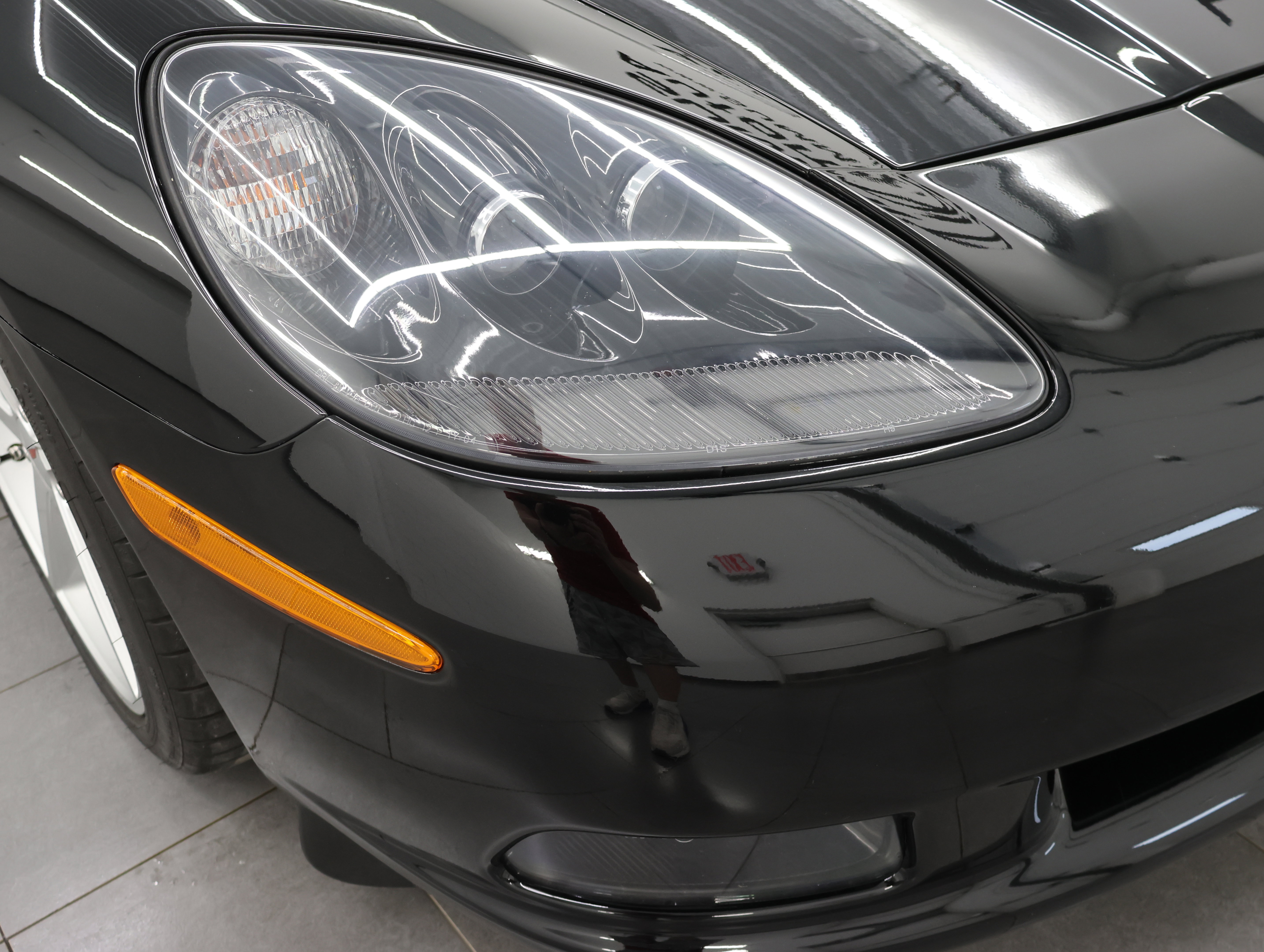 Used 2011 Chevrolet Corvette Convertible w/ Preferred Equipment Group RWD image 19