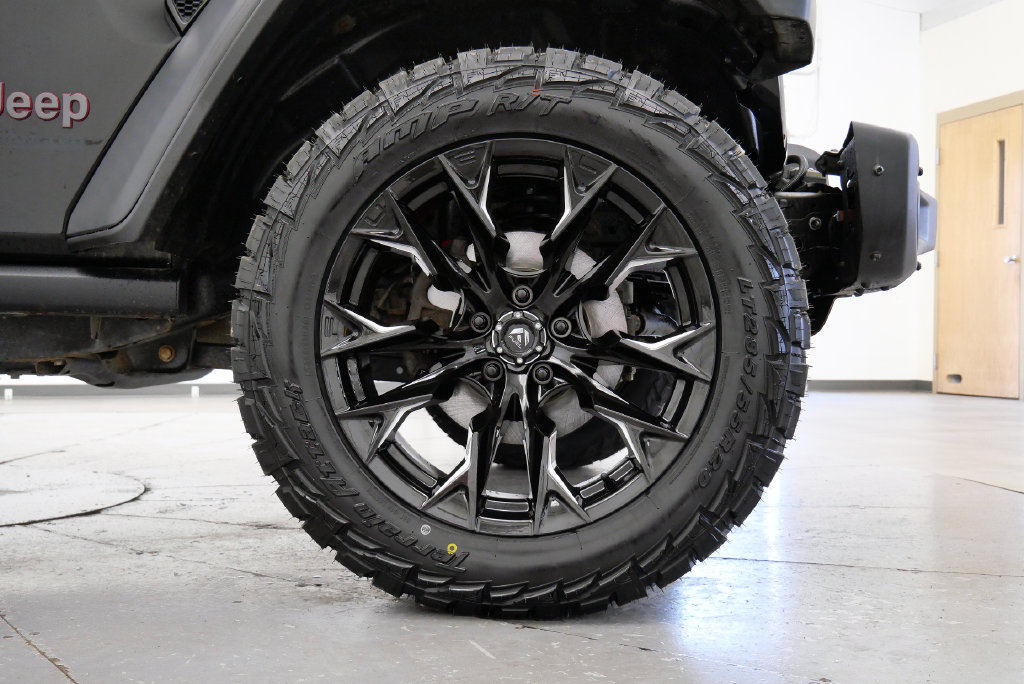 Used 2021 Jeep Wrangler Unlimited Rubicon AWD/4WD image 39