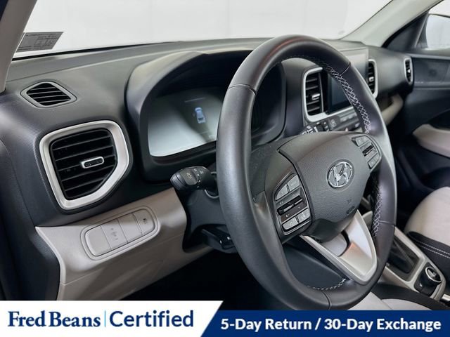 Certified 2026 Hyundai Venue SEL FWD image 11