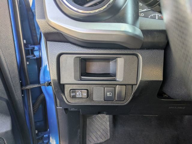 Used 2018 Toyota Tacoma SR5 image 14