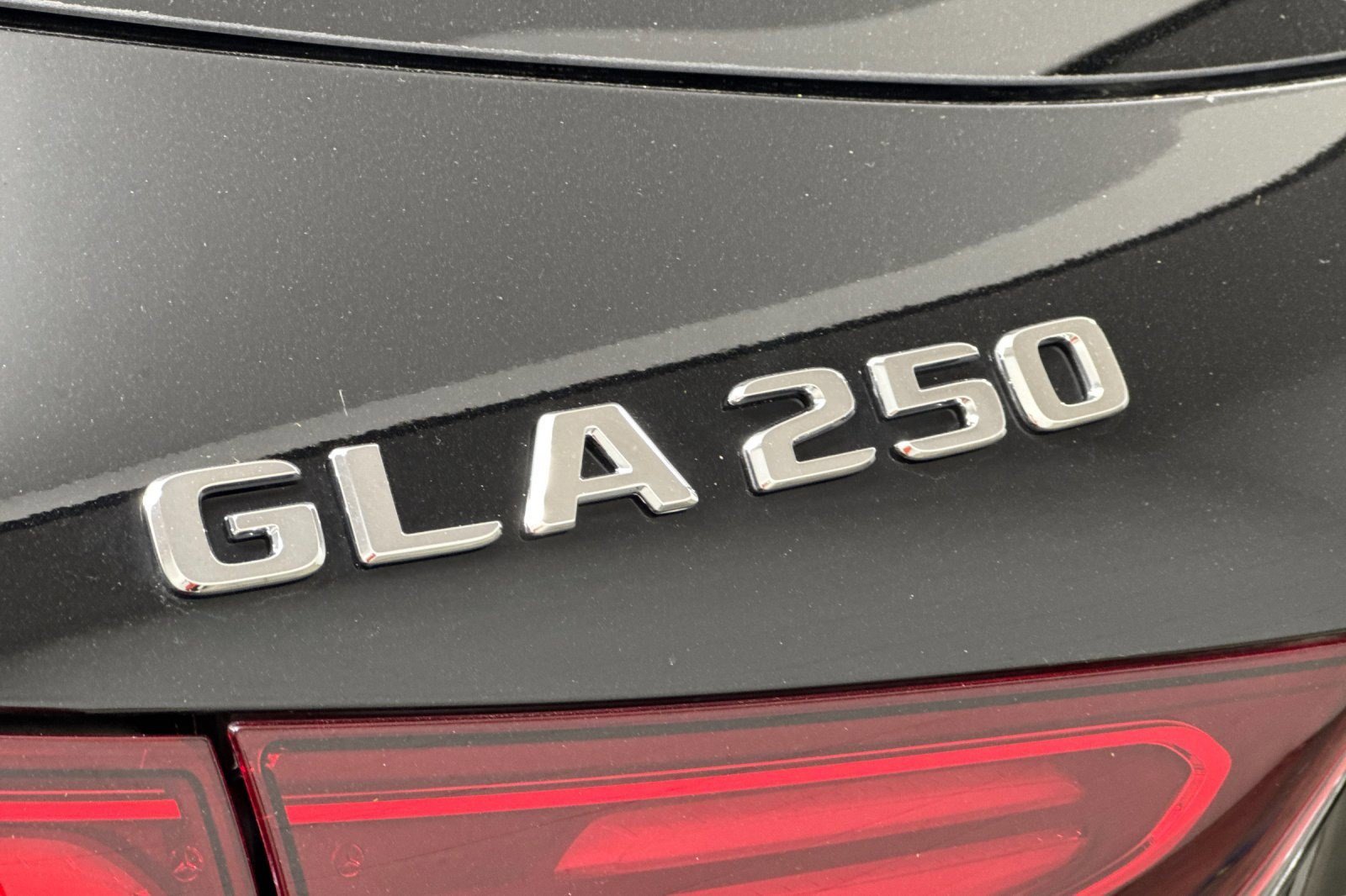 New 2025 Mercedes-Benz GLA 250 4MATIC image 19