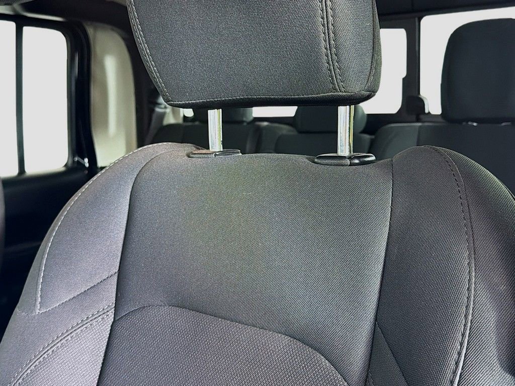 Used 2021 Jeep Gladiator Sport image 19