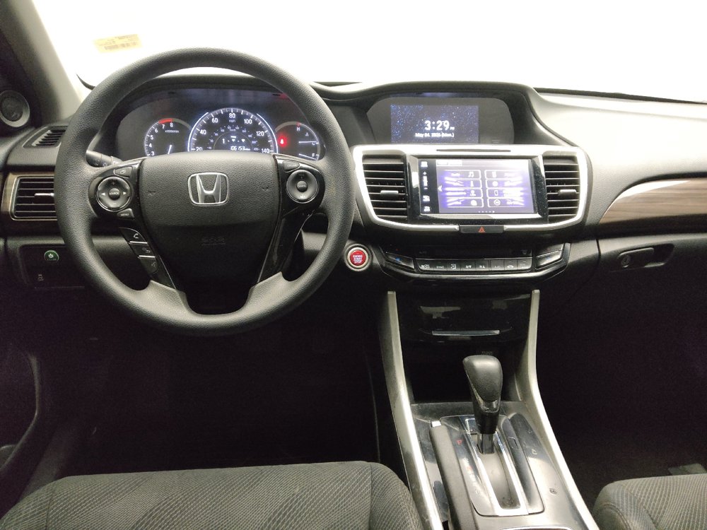 Used 2017 Honda Accord EX image 22