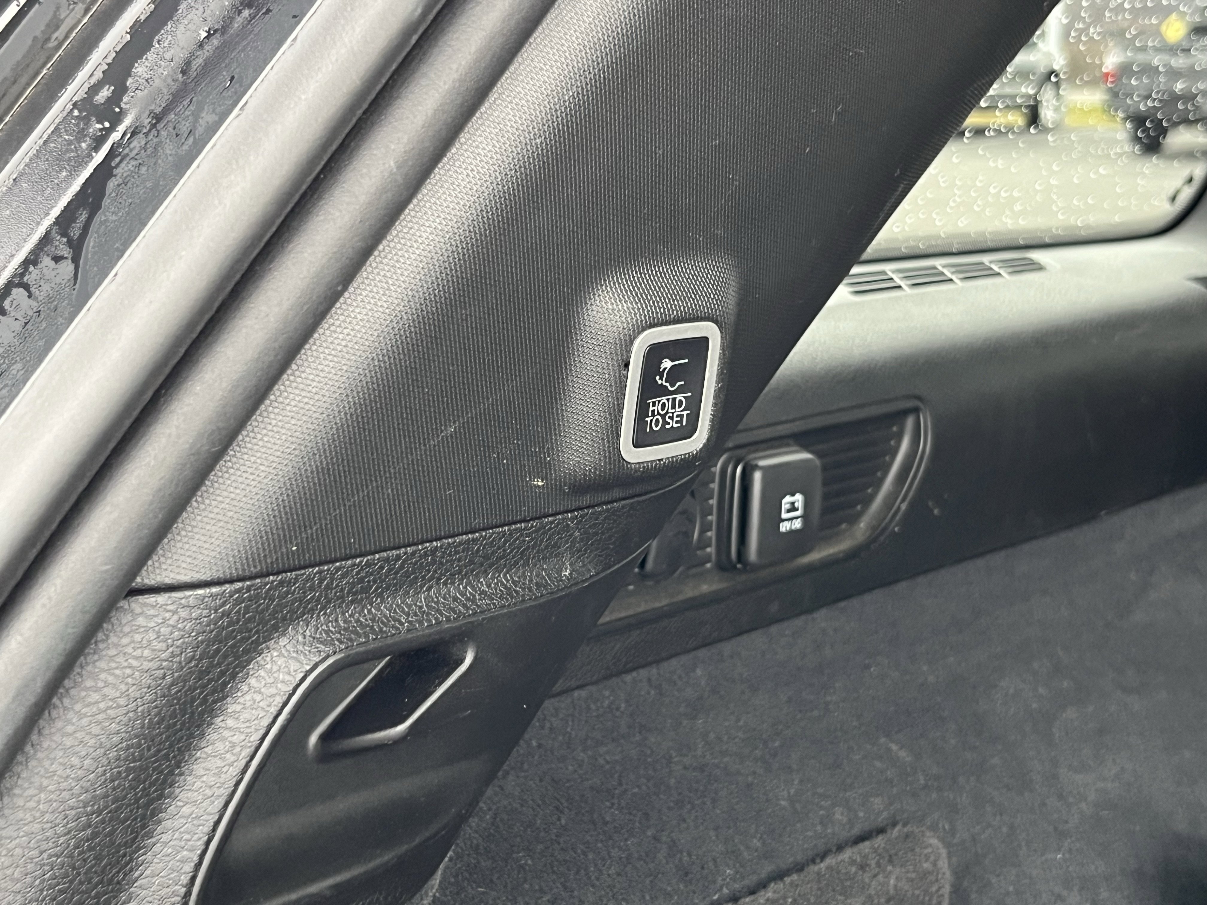 Used 2023 Jeep Grand Cherokee Trailhawk image 5