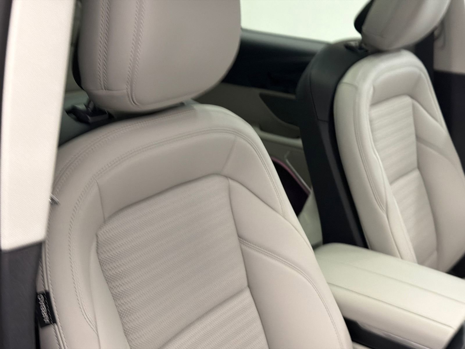 New 2026 Lincoln Nautilus Reserve AWD/4WD image 11