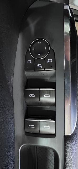 New 2026 Chevrolet Traverse High Country image 13