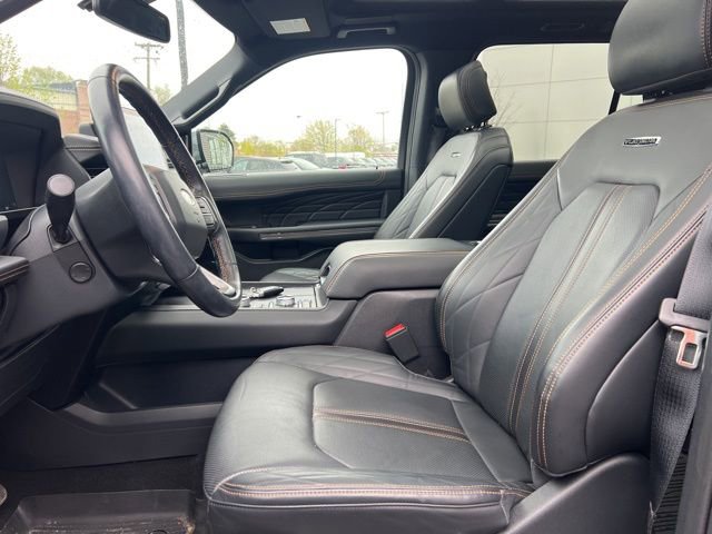 Used 2023 Ford Expedition Platinum AWD/4WD image 24