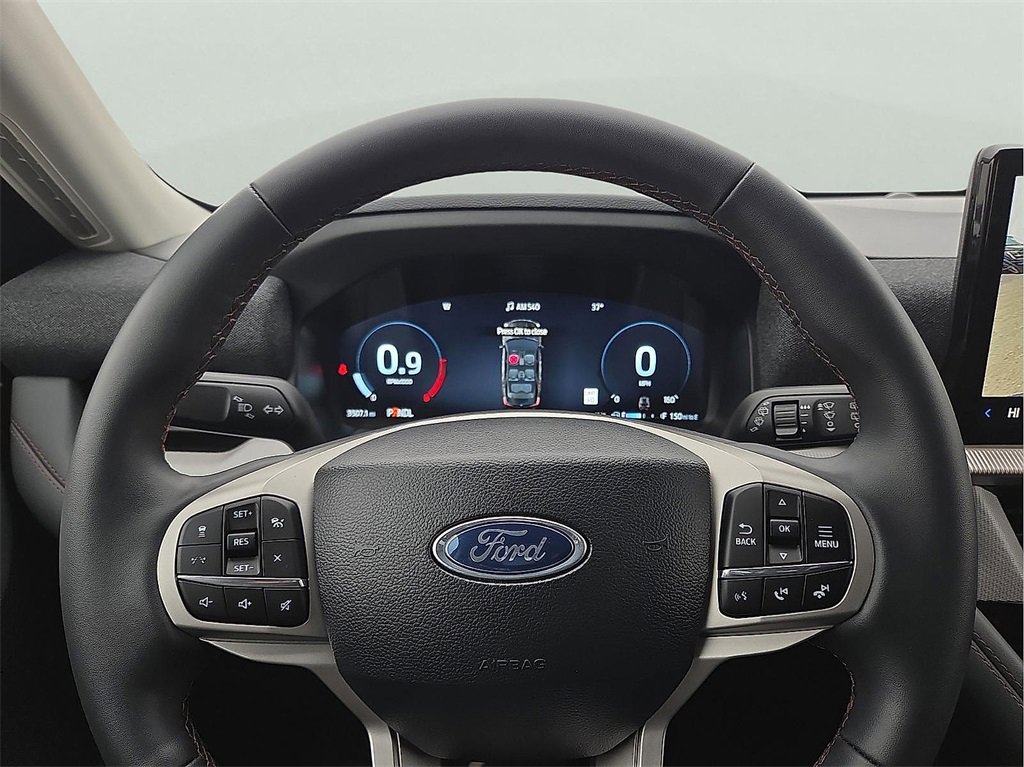 New 2025 Ford Explorer Active image 19