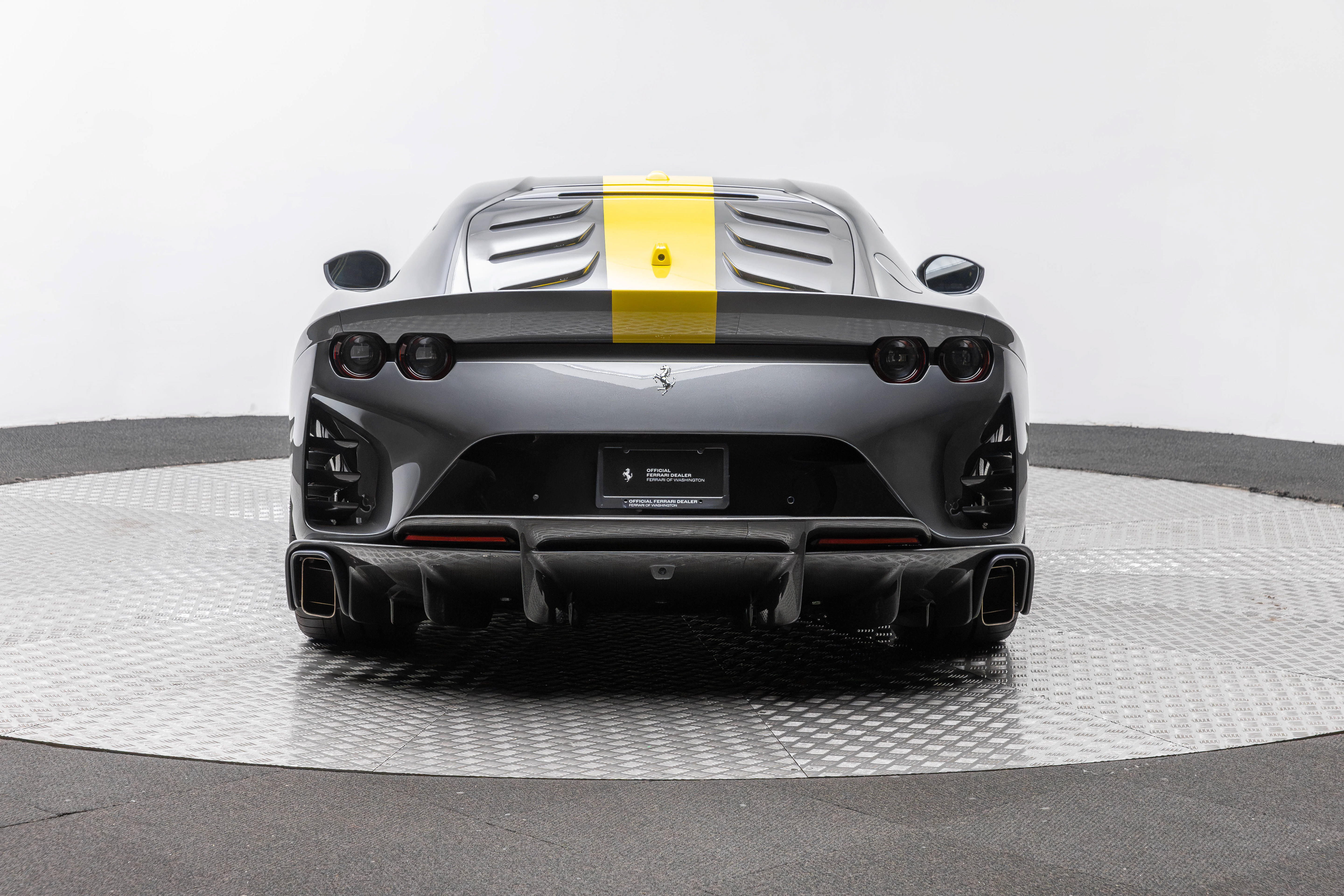 Certified 2023 Ferrari 812 Competizione RWD image 8