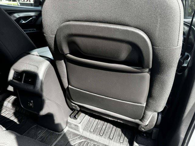 Used 2022 GMC Terrain SLE w/ Driver Convenience Package FWD image 59