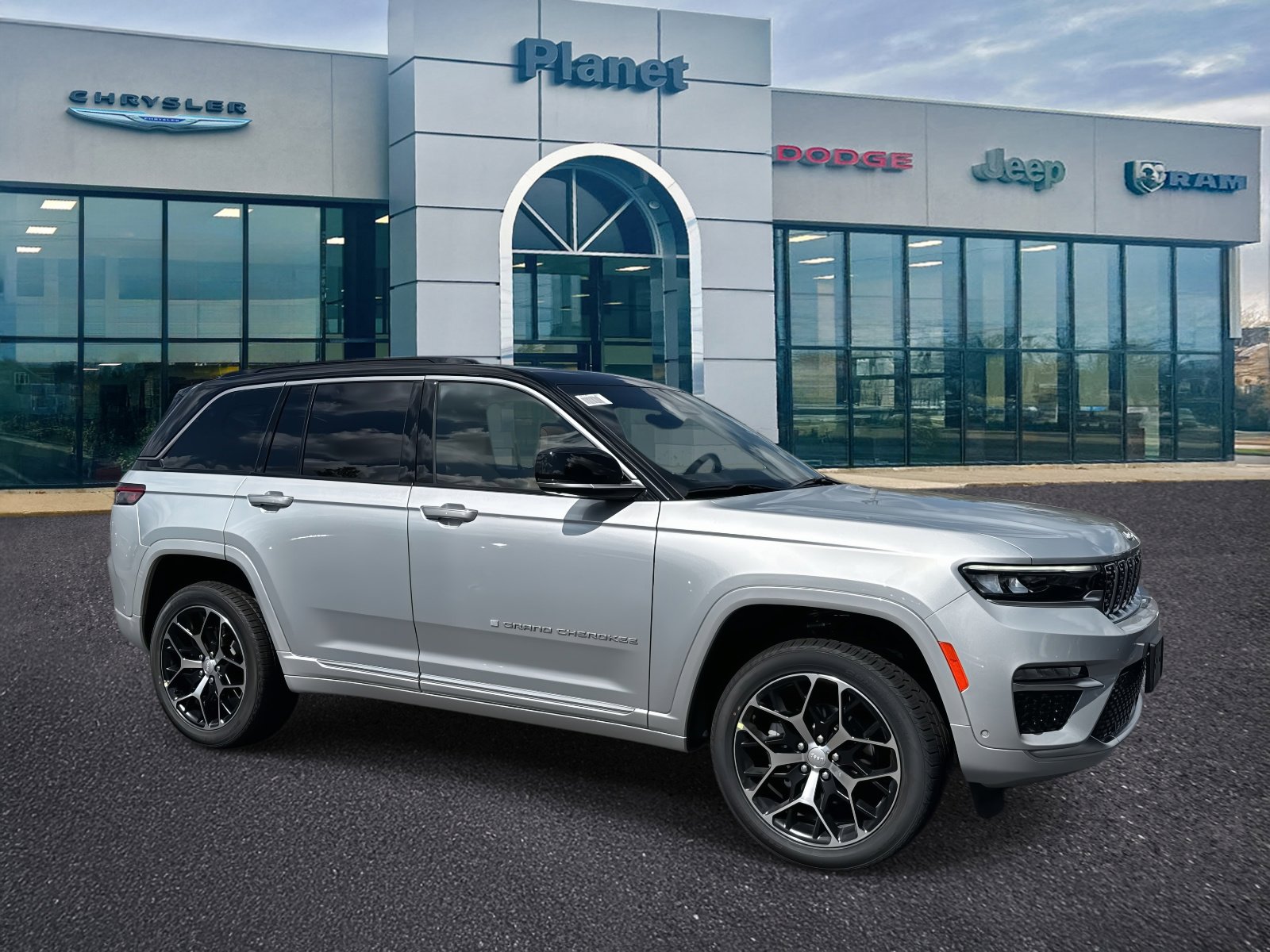 New 2025 Jeep Grand Cherokee Summit